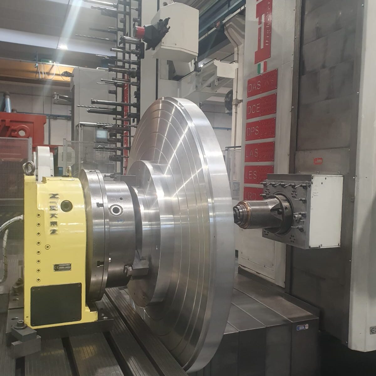 WhaLAZZATI SPA HIGH PERFORMANCE BORING MILLS LAVORAZIONI tsApp Image 2023-11-15 at 18.08.02 LAZZATI SPA HIGH PERFORMANCE BORING MILLS LAVORAZIONI