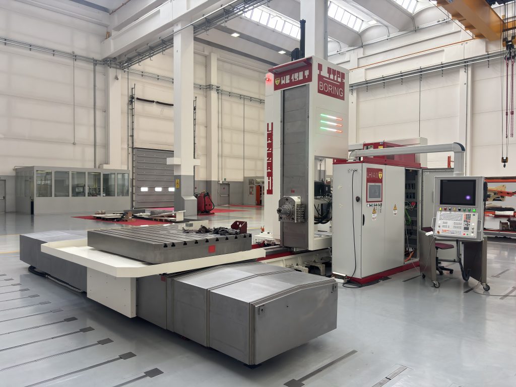 LAZZATI T-Type Boring HB130T BlueTech4.0 hydrostatic boring and milling machine